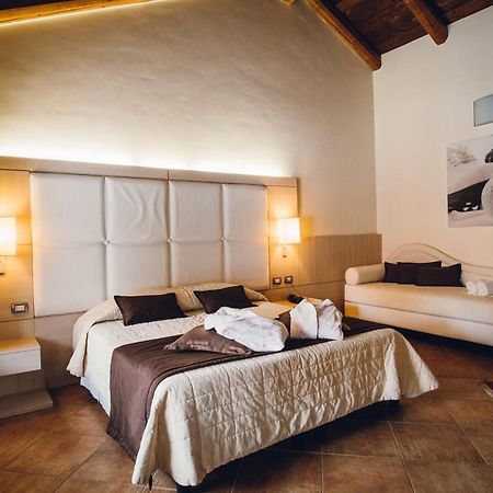 Hotel Ultimo Borgo Settimo Torinese Exterior photo